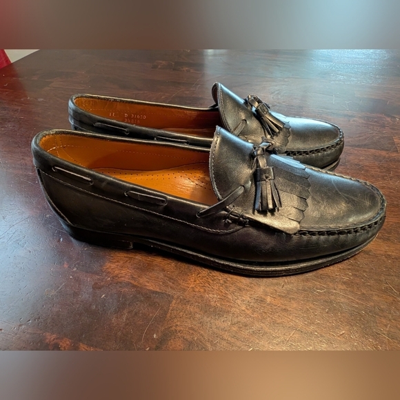 Allen Edmonds Black Leather Lowry Hill Tassel Loafers, Men\'s 11 main image 6